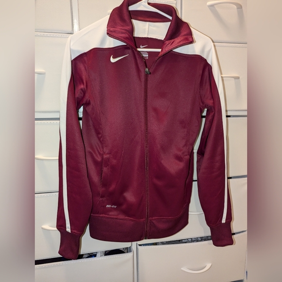 Nike Sweaters - Nike Dri Fit/S/Red Burgundy Full Zip Knit Stretch Jacket Athletic